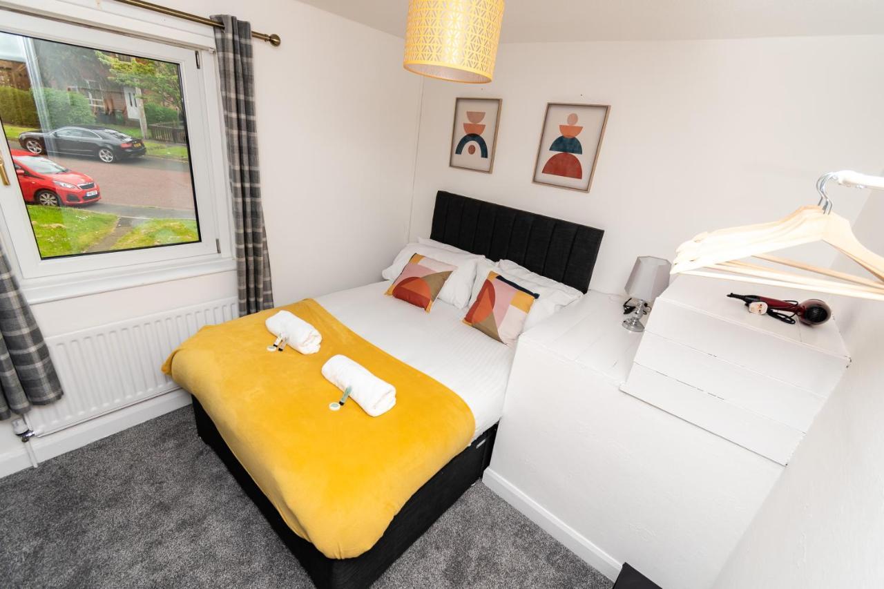 Greenbourne - 4 Bedrooms Sleeps 8 Free Parking Гейтсхед Экстерьер фото